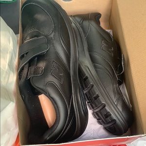 Black New Balance Sneakers